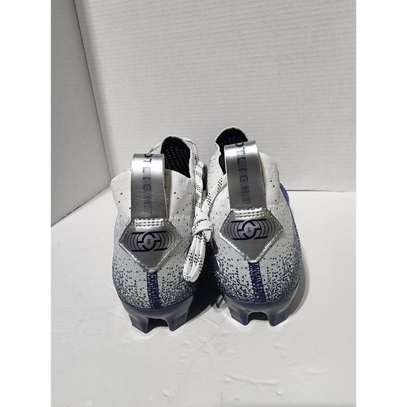 Athletic_Shoes